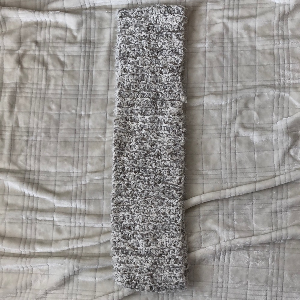 Infinity scarf